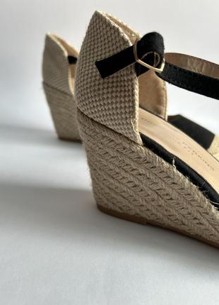 Женские босоножки на платформе от dorothy perkins7 фото
