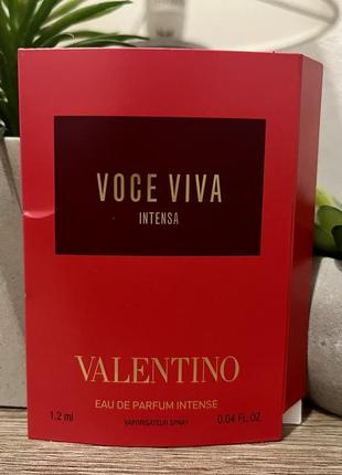Парфюмированная вода Valentino Garavani Tote Spike Me intensa 1.2 мл❤️