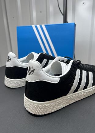 Кроссовки adidas gazelle black/white6 фото
