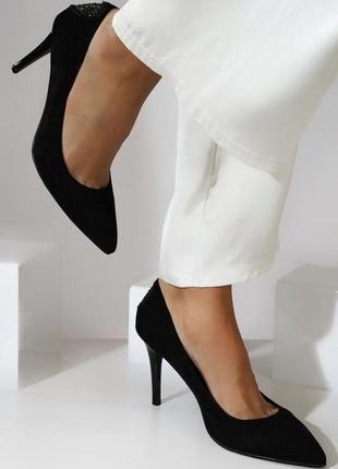 Туфлі жіночі човники чорні еко замша на шпильці