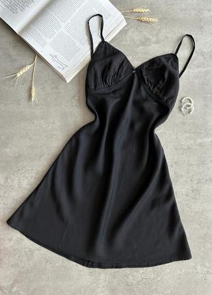 Черное платье в бельевом стиле от zara, маленькое черное платье
