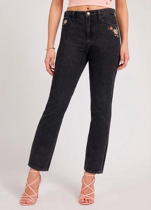 Жіночі джинси guess з вишивкою1 фото