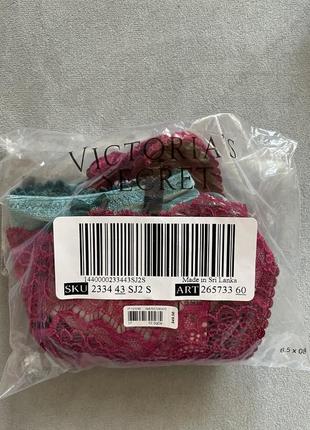 Набор трусиков victoria secret 3-pack bejeweled charm v-string panties оригинал/ трусики victoria secret3 фото