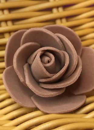 Роза латексная (фоамиран), бутон 3 см - коричневый1 фото