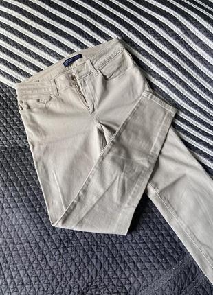 Zara basic denim базовые брюки джинсы бежевые классические размер м