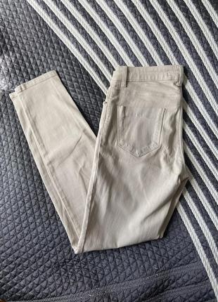 Zara basic denim базовые брюки джинсы бежевые классические размер м2 фото