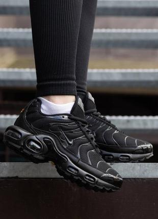 Кроссовки nike air max plus tn black