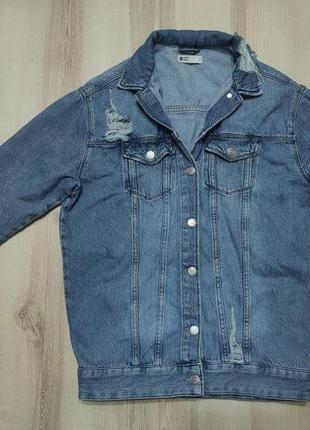 Стильная джинсовая куртка oversize ginatricot, джинсовка c укороченным рукавом6 фото