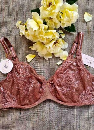 Бюстгальтер великого розміру triumph peony florale кольору тауп мереживний 100с