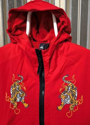 Мужская куртка ветровка adidas originals chinese new year tigers jacket5 фото