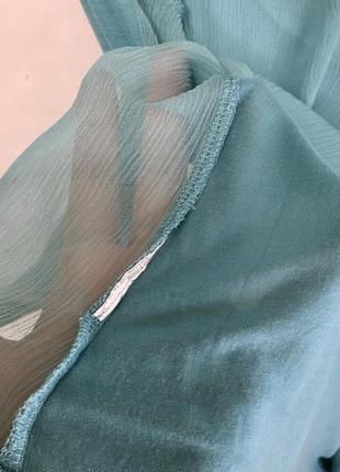 Винтажная голубая блуза с полупрозрачной спинкой и узором9 фото