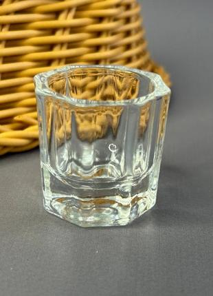 Стеклянный стаканчик для мономера