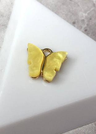 Подвеска бабочка с перламутром 14 мм, - желтая с золотом