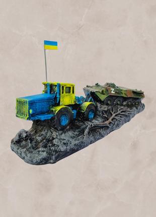 Гарні статуетки на подарунок, з гіпсу тракторні війська, патріотична статуетка, декор для дому