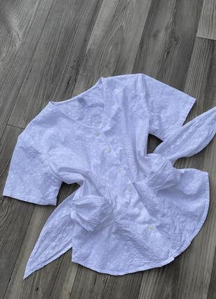 Изысканная белая рубашка с поясом из прошвы (сахариста) хс или с