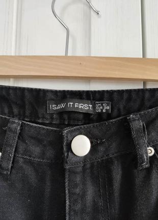 1+1=4🎈черные джинсы мом с разрезами от isawitfirst, размер м4 фото