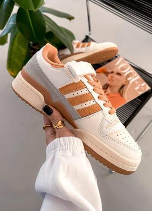 Женские кроссовки adidas forum low orange из натуральной кожи