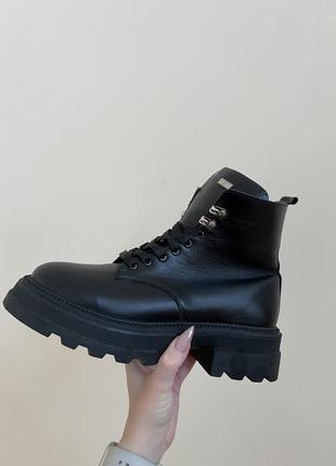 Женские зимние теплые ботинки 39-40р, сапоги