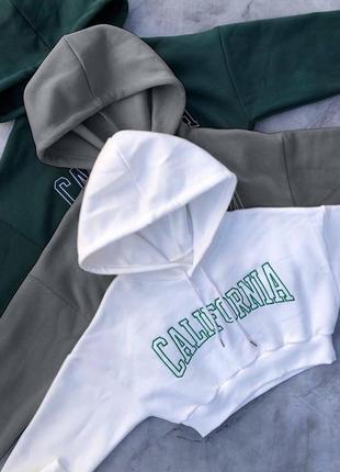 Укороченный свитшот на флисе