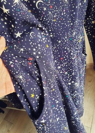 Трикотажна оверсайз сукня в зірки і місяці7 фото