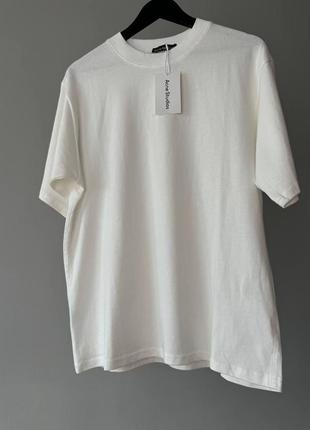 Женские футболки