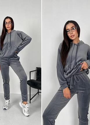 Велюровый спортивный костюм женский базовый с капюшоном повседневный серый розовый зеленый брюки джоггеры худи батал осенний демисезонный