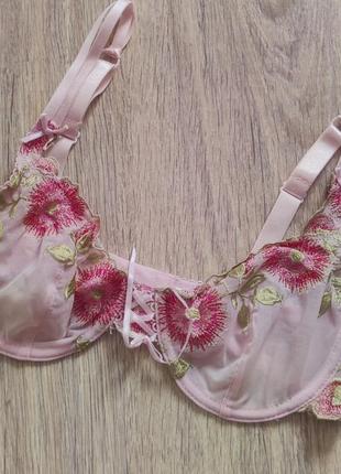 Великолепный бюст