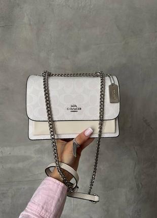 Белая кожаная сумка коач коуч coach mini klare