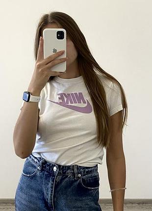 Женская футболка nike