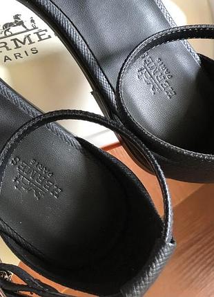 Босоніжки у стилі hermes exploring шкіра шкіряні чорні сандалі ерме натуральна3 фото