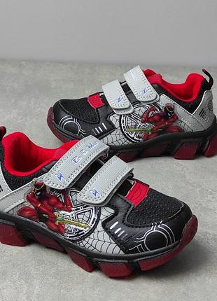 Акція!!!дитячі кросівки світяться 26/27/29 розмір