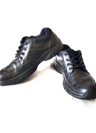 Мужские демисизонные туфли из натуральной кожи clarks 42