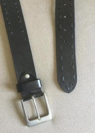Добротный кожаный ремень.