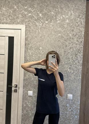 Жіноча футболка emporio armani розмір s