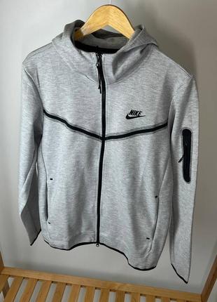 Nike tech fleece