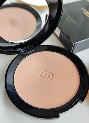 Компактная минеральная пудра для лица орифлейм джордани голд oriflame giordani gold natural 318092 фото