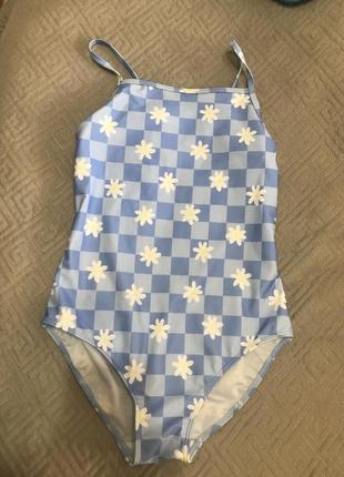 Купальник на девочку около 11-12 лет