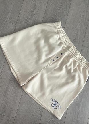 Теплые шорты