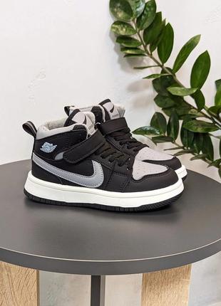 Стильні демі хайтопи на флісі