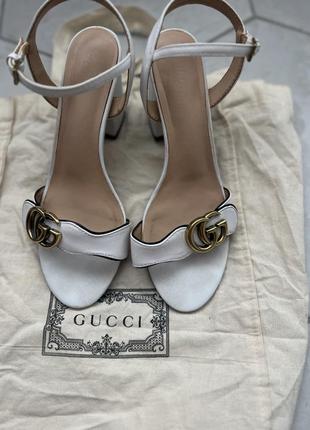 Босоножки gucci