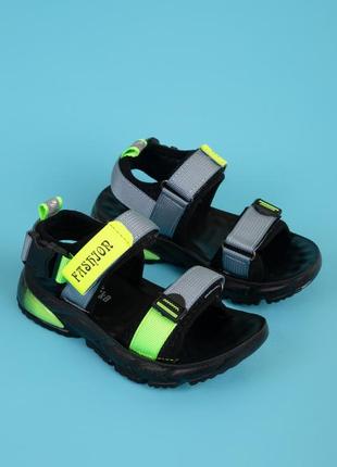 Босоніжки для хлопчиків