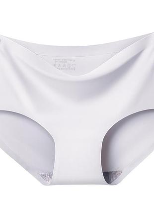 Бесшовные трусики мягкие с лазерной обработкой швов белые