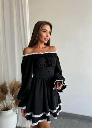 Сукня міні рукава манжети кльош з відкритими плечима з імітацією корсету плаття чорна біла з мереживом з рюшками трендова стильна