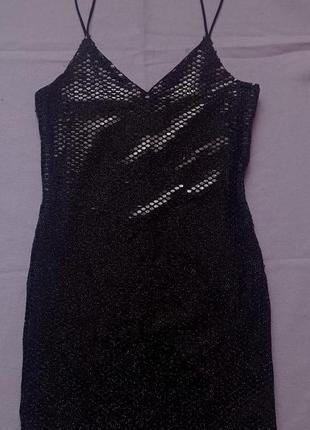 Черное платье