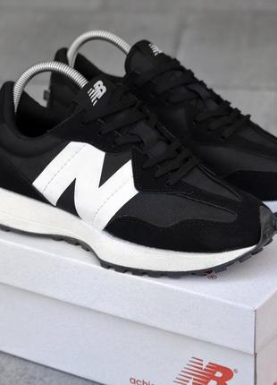 Мужские черно-белые спортивные кроссовки new balance