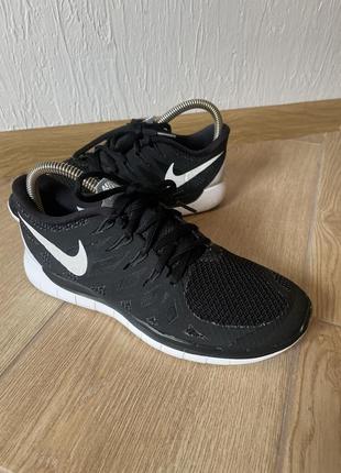 Фирменные кроссовки сетка от nike 37 free