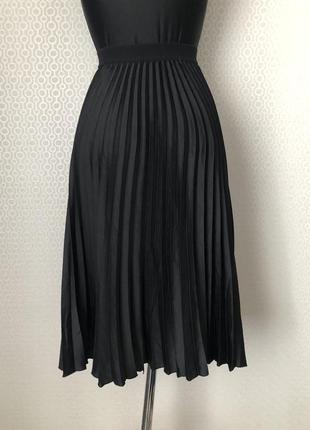 Красивая черная плиссированная юбка / юбка плиссе от h&m, размер  xs-s3 фото