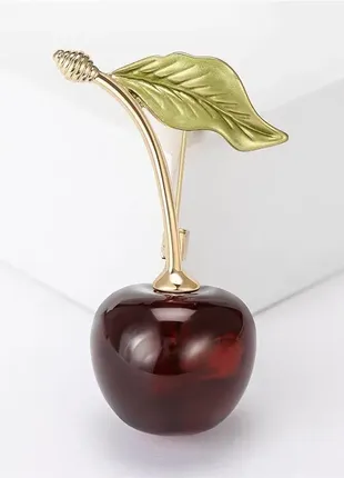 Брошка "стигла вишенька"