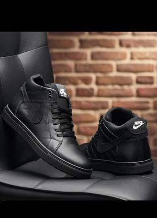 Чоловічі зимові черевики з логотипом nike, кросівки на хутрі1 фото