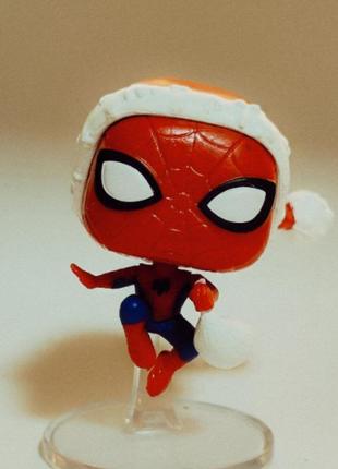 Фігурка героя marvel funko pop! marvel holiday - spider-man (людина-павук)